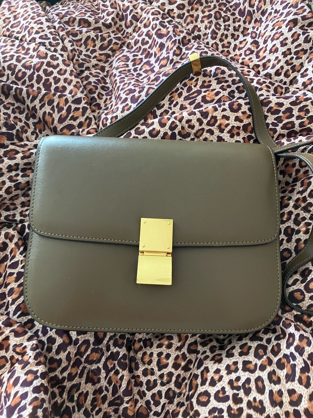 Designer inspired handbag